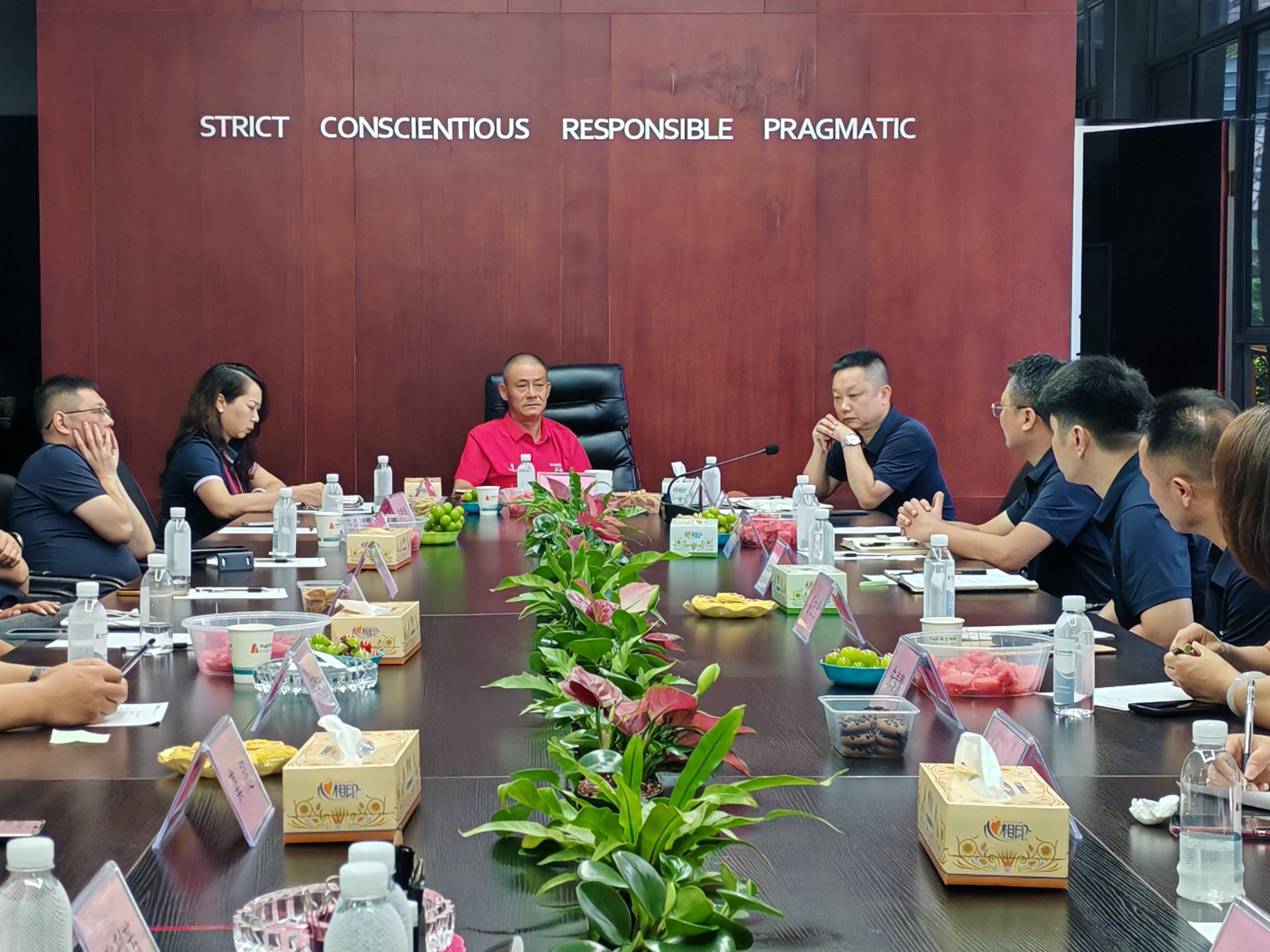 破局前行，聚力攻坚 | 开元网页版登入界面_开元（中国）
年中总结规划会